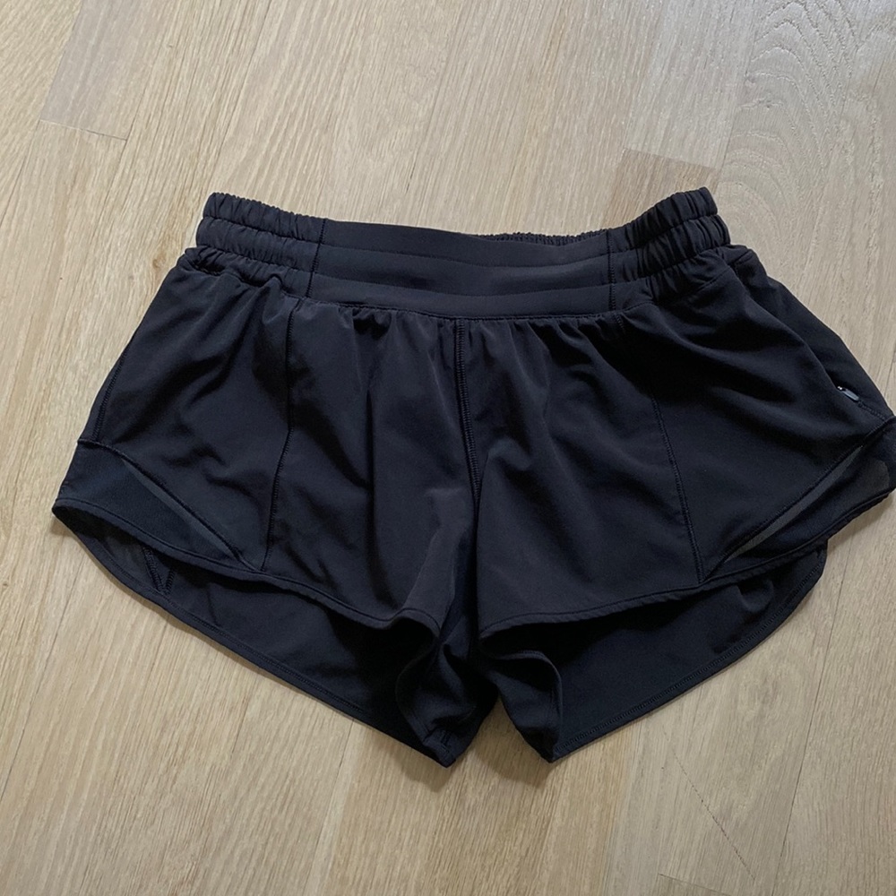 Lululemon athletic shorts w zipper pocket. Size 6. Very good condition.